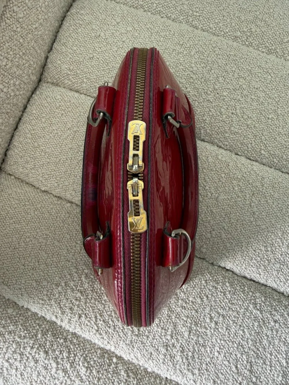 LOUIS VUITTON Alma BB Handbag - Picture 3 of 8